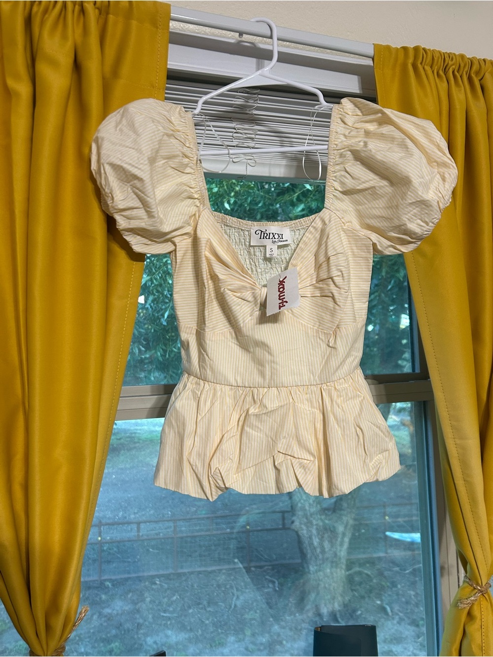 Trixxi Cream and Yellow Puff-Sleeve Peplum Top